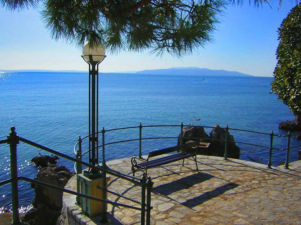 Apartments Villa Dinka Opatija Zimmer foto