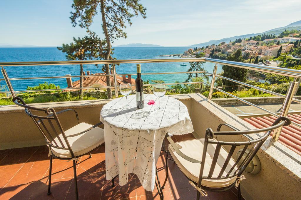 Apartments Villa Dinka Opatija Exterior foto